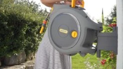 Hozelock AutoReel Slangenhouder / Wandslangbox 20m - Ø12,5mm -Tuinwerk Verkoop 1200x675 5