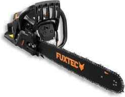 FUXTEC Kettingzaag Benzine - 61,5cc 2-takt - 51cm / 20 Inch Zwaardlengte - Incl. Zaagblad & Ketting - FX-KS262 - Black Edition -Tuinwerk Verkoop 1200x934 1