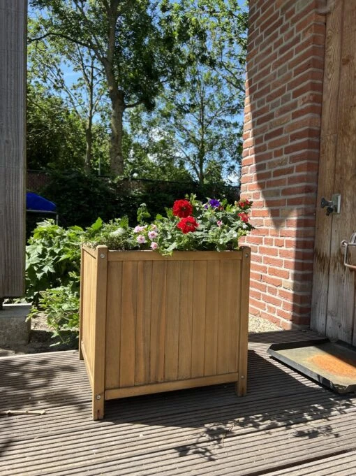 Houten Plantenbak Met Wieltjes 50x50 - Geolied Duurzaam FSC Acaciahout – Bloembak Buiten - Plantenbakken Buiten - Perfecthomeshop -Tuinwerk Verkoop 899x1200 3