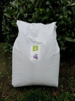 Koemestkorrels 20 Kg Brabantse Koemest Zak -Tuinwerk Verkoop 900x1200 4